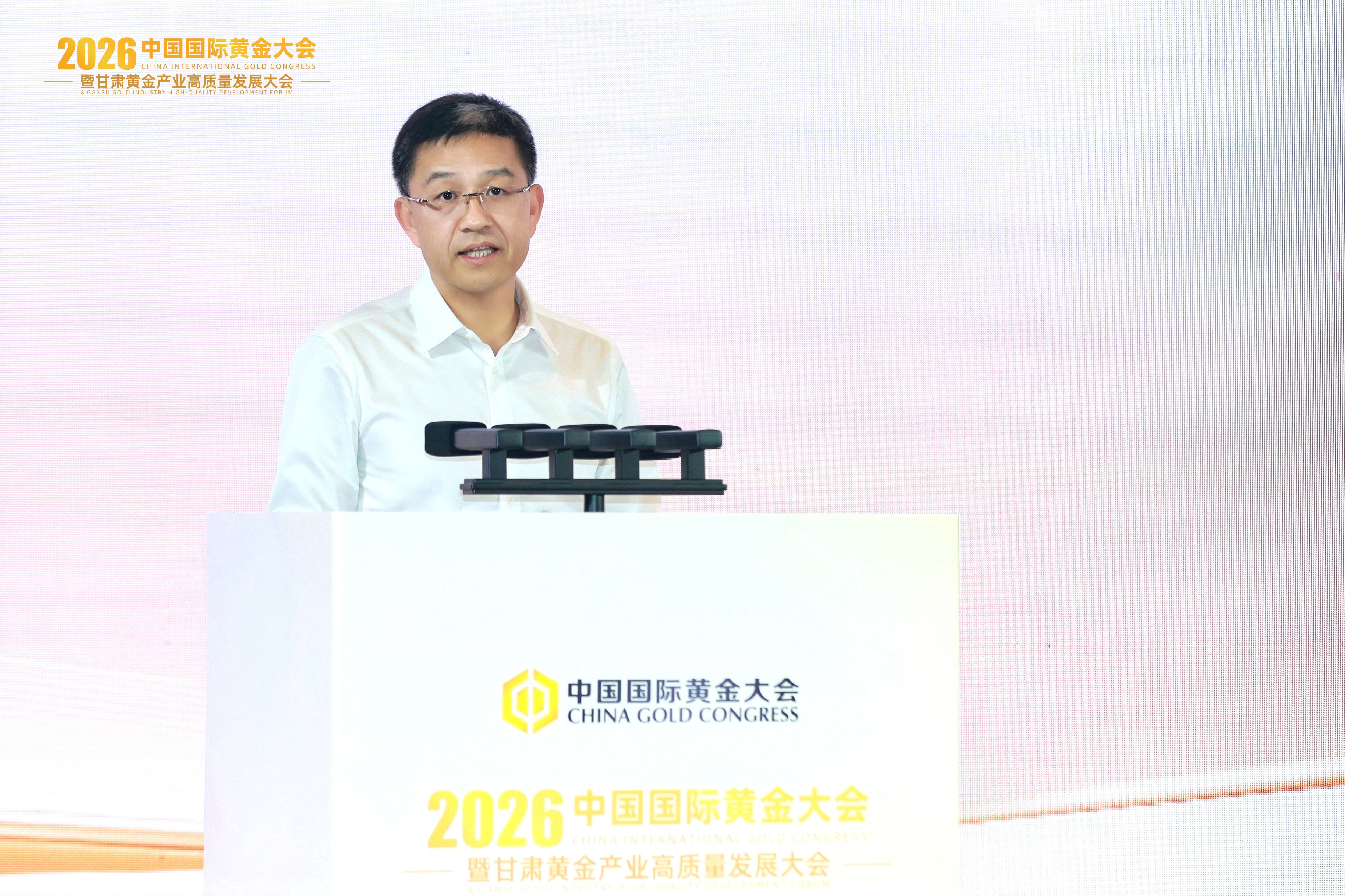 张伟武.jpg 张伟武.jpg